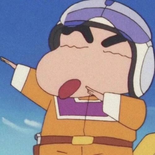 项目团队成员头像,年轻男性,穿深蓝色衬衫,短发,正面微笑,明亮自然光,简约背景